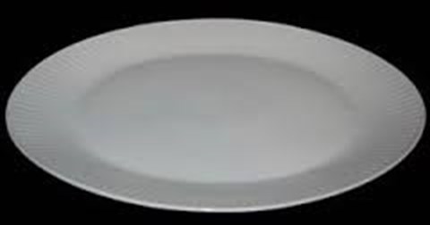 LARGE OVAL SERVING PLATTER 40cm x 28cm image
