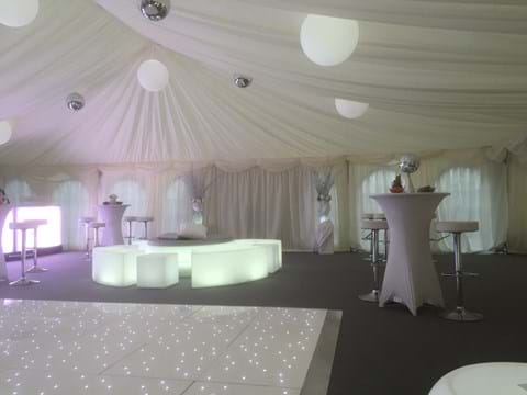 Wireless LED Colour Changing Ball Light image