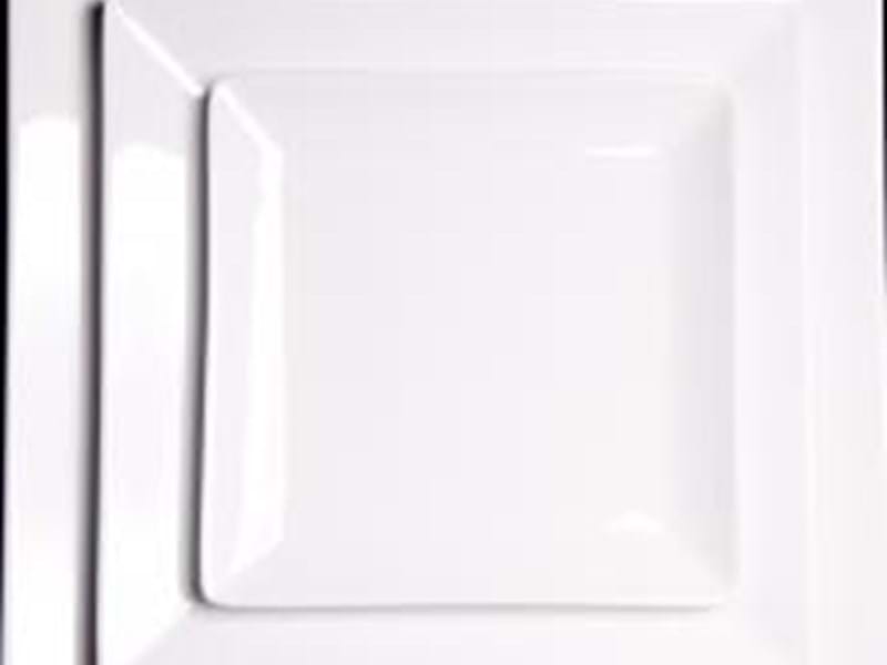 LUBIANA SQUARE PLATE 21.5 cm (8.5")