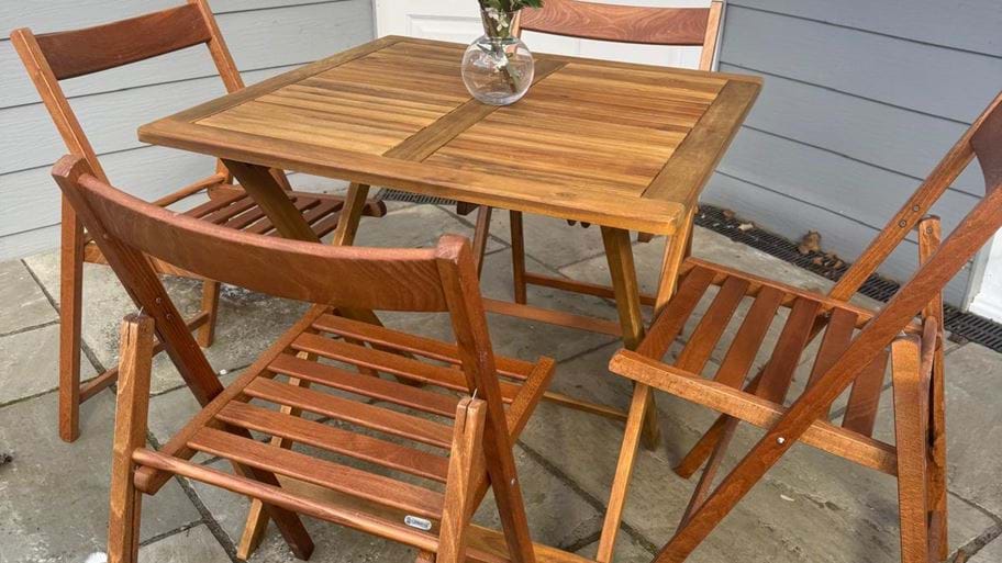 ACACIA WOOD FOLDING TABLE