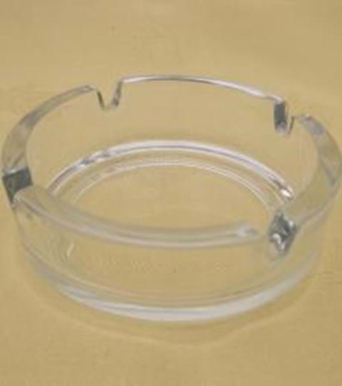 GLASS ASHTRAY image