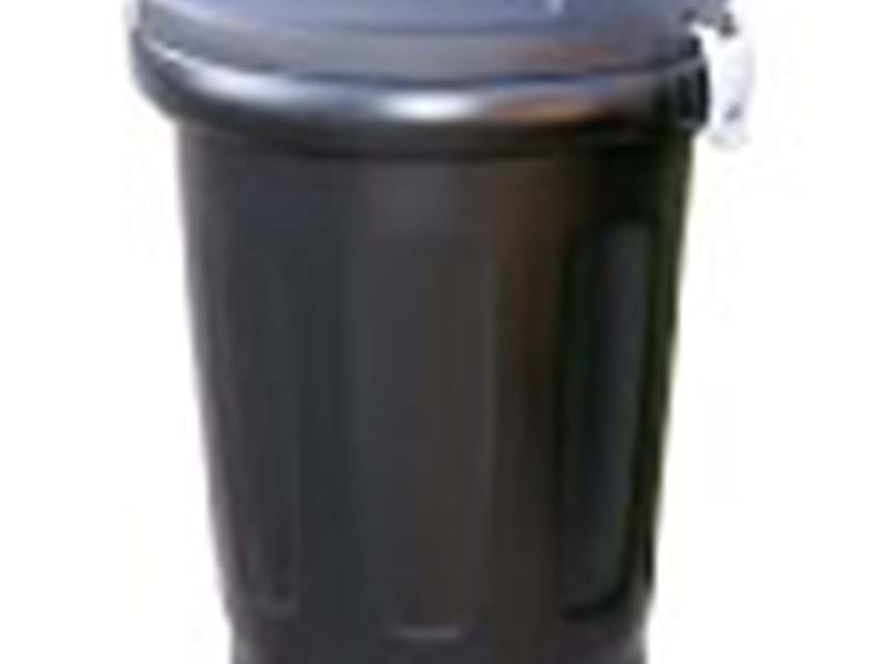 PLASTIC DUSTBINS