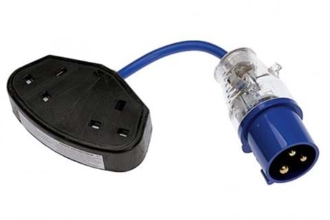 32 amp Plug To Twin Socket image