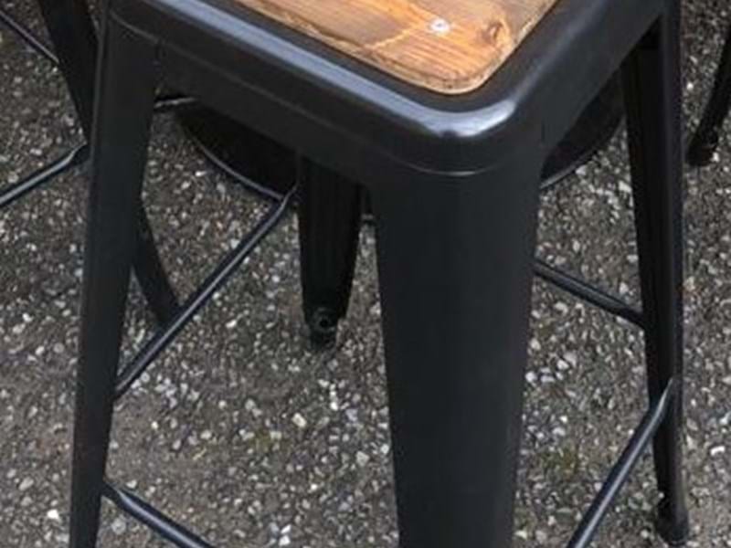 RUSTIC HIGH STOOL
